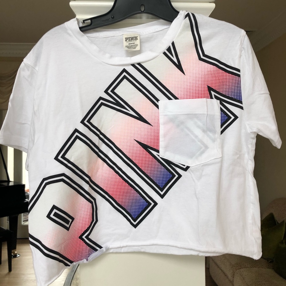 PINK Victoria’s Secret Short Sleeve Tee